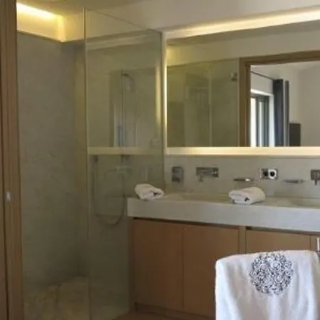 Prázdninový dům Five Bedrooms *